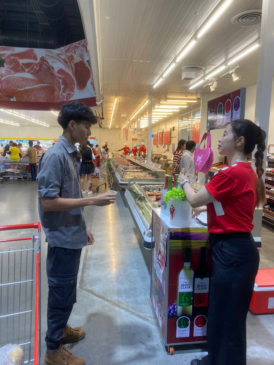 SPY Sparkle Fruit Revolutionizing FMCG Distribution with Da Houg Heng at Makro Cambodia - Image 26